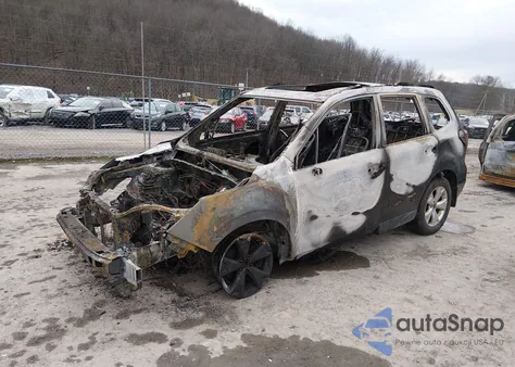 2015 Subaru Forester 2.5I Premium из США, поврежденный, VIN JF2SJADCXFH802731